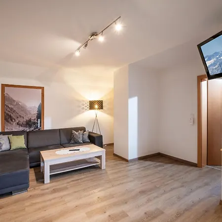 Konukevi Vordergriess 4*