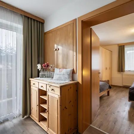 Vordergriess Konukevi